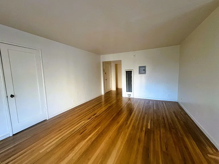 3105 High St — Photo 4