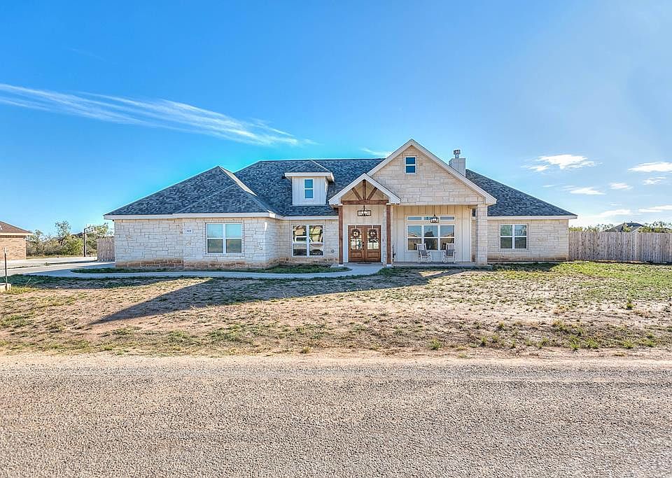 1st image of 5429 Grey Wolf Ln
