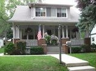 632 S 7th Ave, West Bend, WI 53095