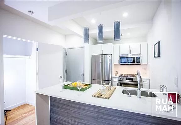 5th image of 173 Knickerbocker Ave #3B