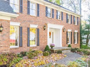 23 Hemlock Hill Rd, Orchard Park, NY 14127