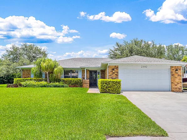 2592 SE Hamden Road, Port St Lucie, FL 34952