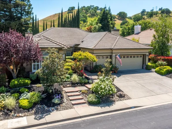 630 Hillcrest Circle, Vacaville, CA 95688