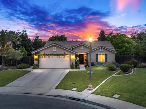 12517 Stonington St, Bakersfield, CA 93312