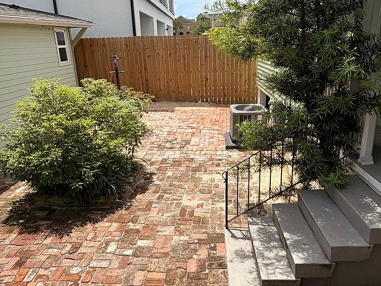 3314 Carondelet St #B — Photo 17