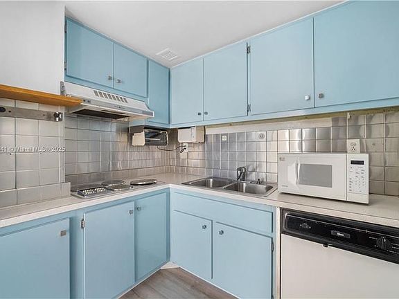 3rd image of 3301 NW 5th Ave #510