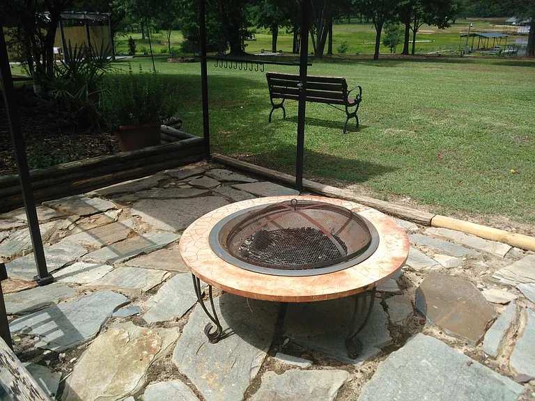 Firepit included