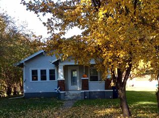 221 Iowa St, Centerville, SD 57014