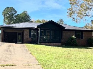 1150 44th Ct SW, Lanett, AL 36863