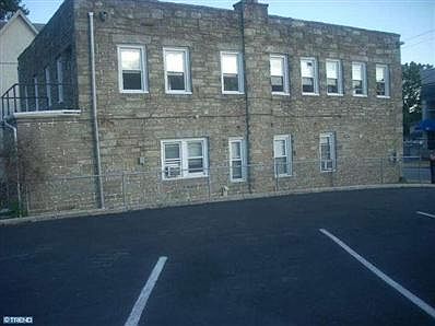 2nd image of 21 E Glenolden Ave