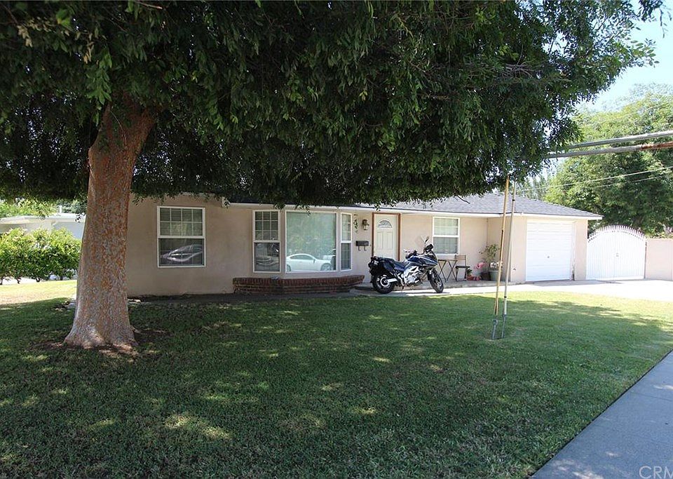 1st image of 300 W Mauna Loa Ave