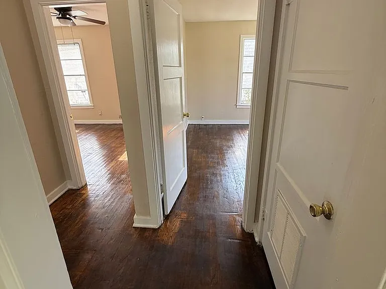 2337 Broadway Dr — Photo 9