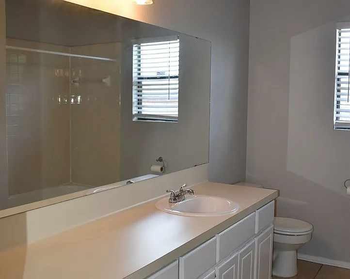 2900 Cinco Dr — Photo 11