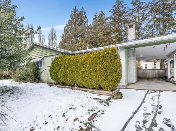 11377 77th Ave, Delta, BC V4C 1M2