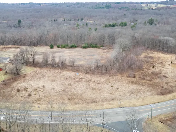 1 West St, Bolton, CT 06043