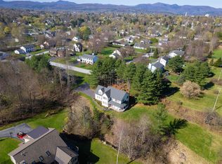 20 Moon Brook Dr, Rutland, VT 05701