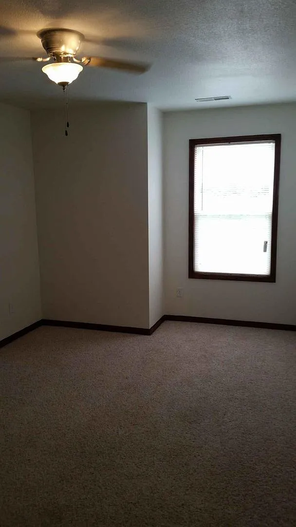 Eagle Valley Townhomes — Photo 3