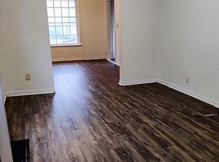 920 S 74th St, Milwaukee, WI 53214