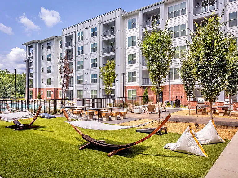 Legacy Heritage Apartments — Photo 4