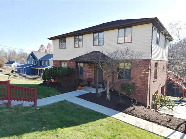 106 Locust Ln, Oakdale, PA 15071