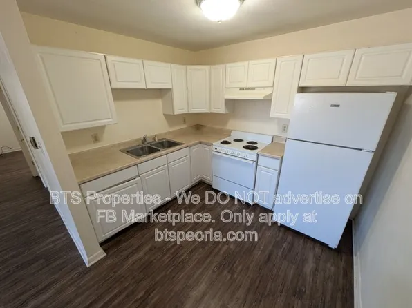 5917 W Plank, 5917 W Plank Rd #3, Peoria, IL 61604
