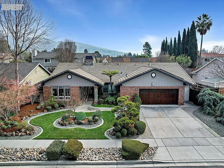 1444 Kokoma Rd — Photo 42