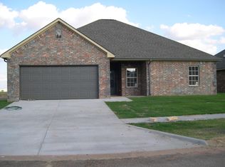 2212 Valley View Rd, Weatherford, OK 73096