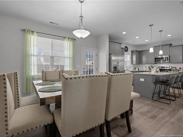 1660 Stackhouse Dr — Photo 14
