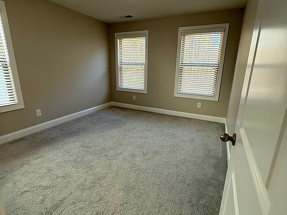 5th image of 11727 Clems Branch Dr