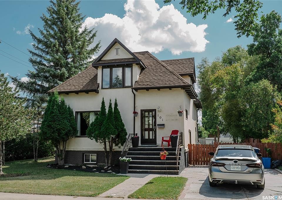 1st image of 101 106th STREET W