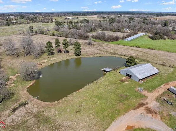 1200 Northeast Loop, Carthage, TX 75633