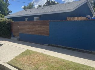 17500 Hamlin St #2, Van Nuys, CA 91406