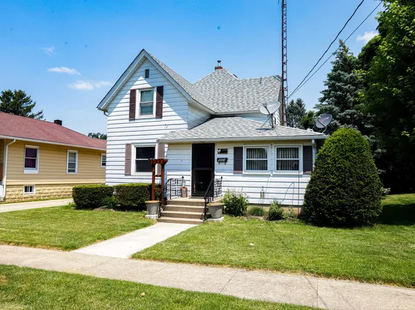 503 W Burbank St, Harvard, IL 60033