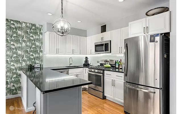 Sold by Douglas Elliman | media 14