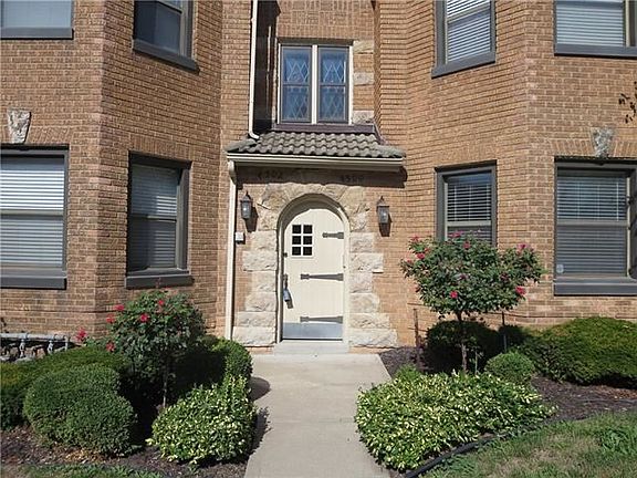2nd image of 4502 Broadway S #1