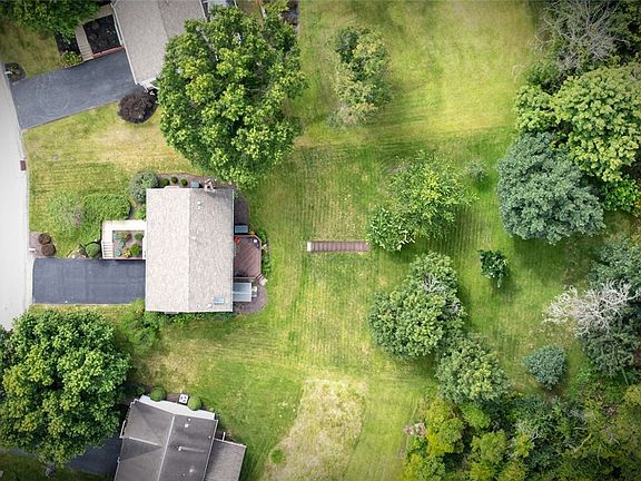 2nd image of 208 Timberlake Dr