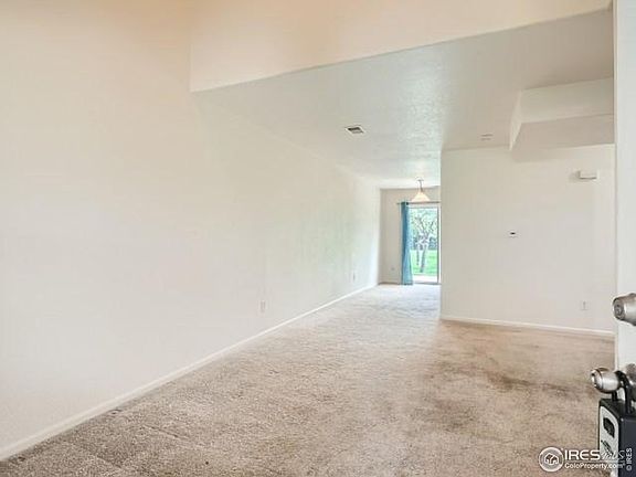 4th image of 802 Waterglen Dr #B7