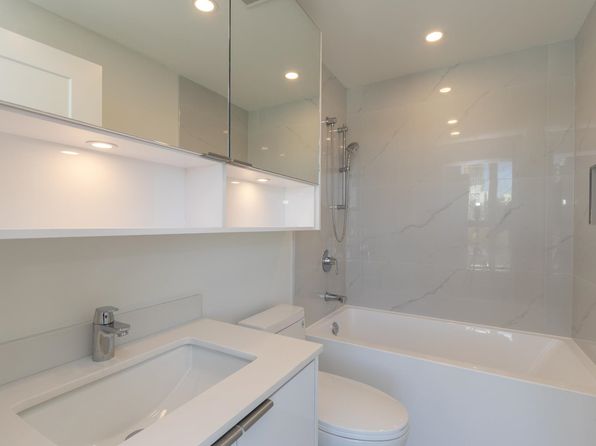 2 bedroom rental in Vancouver — photo 12