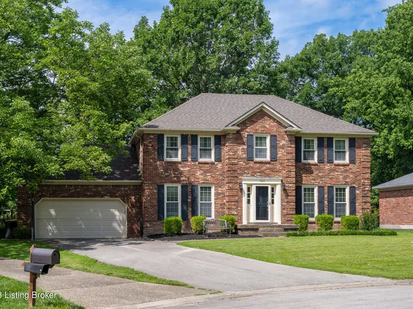 704 Karly Ct, Douglass Hills, KY 40243