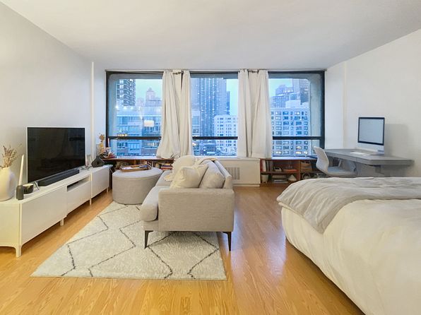 330 E 33rd St APT 9E