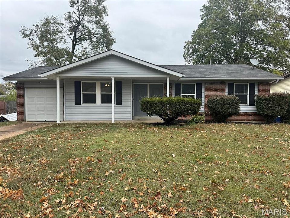 1st image of 675 Lawnview Dr