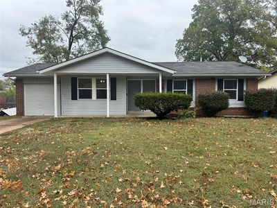675 Lawnview Dr, Florissant, MO, 63031