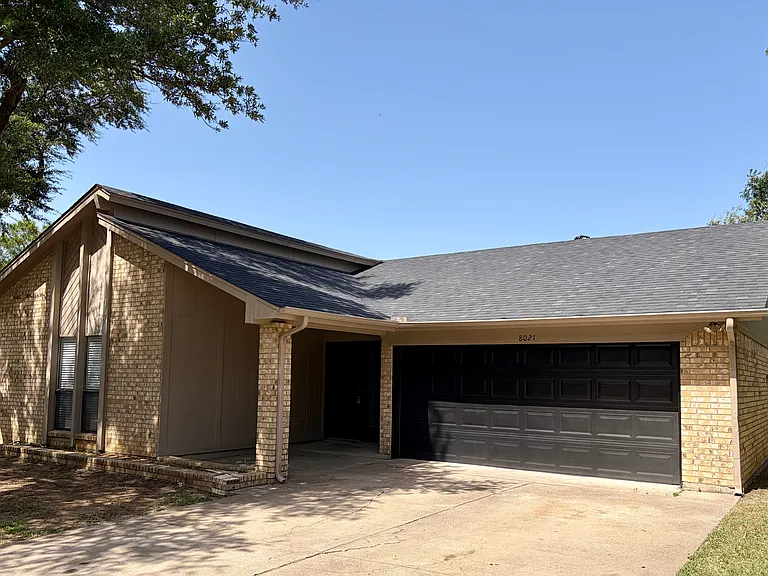 8021 Miles Dr — Photo 3