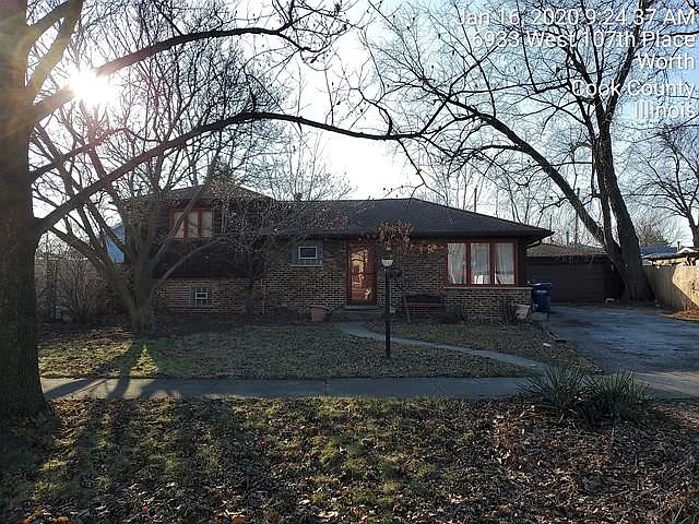 6933 W 107th Pl photo 1