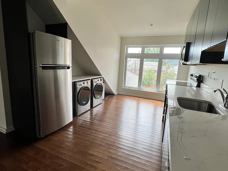 Open Kitchen