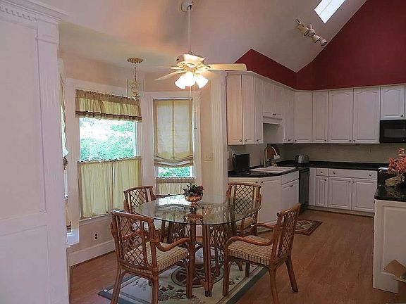 Informal Dining Area