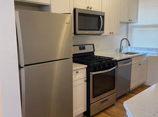 2136 W Berteau Ave APT 3S, Chicago, IL 60618
