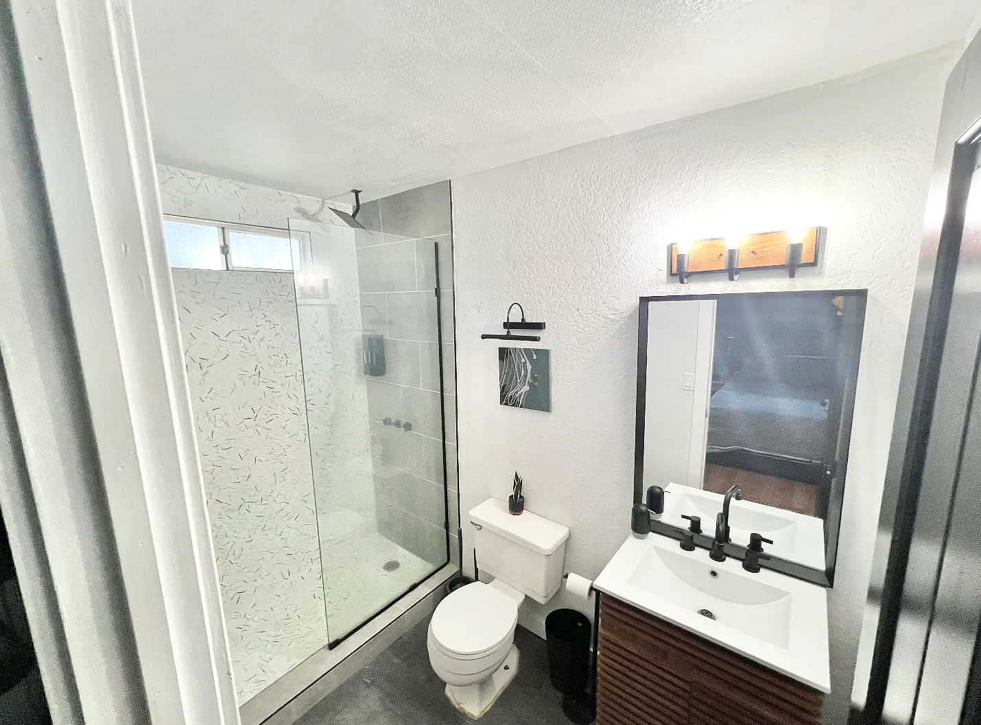 3 bed, 1360 sqft, $2,686 — Photo 4