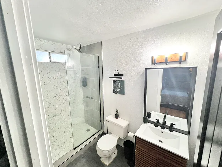 24556 Geneva Dr — Photo 4