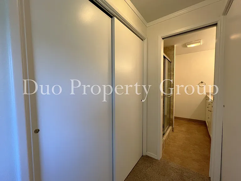 2035 Harvard Dr — Photo 17